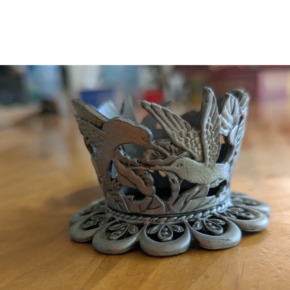 Silver‎ Hummingbird Metal Votive Tea Light Candle Holder Scalloped Base